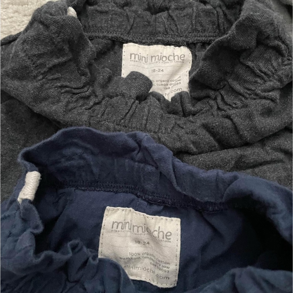 Mini Mioche Organic Cotton 3pc Bundle: 1 infinity cardigan, 2 shorts. Size 18-24 - Picture 2 of 3